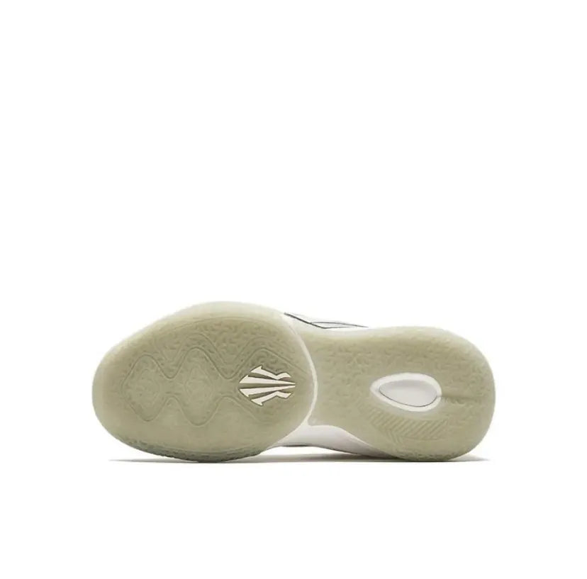 (GS) Anta KAI 1 'Yang' Triple White Kids Basketball Shoes