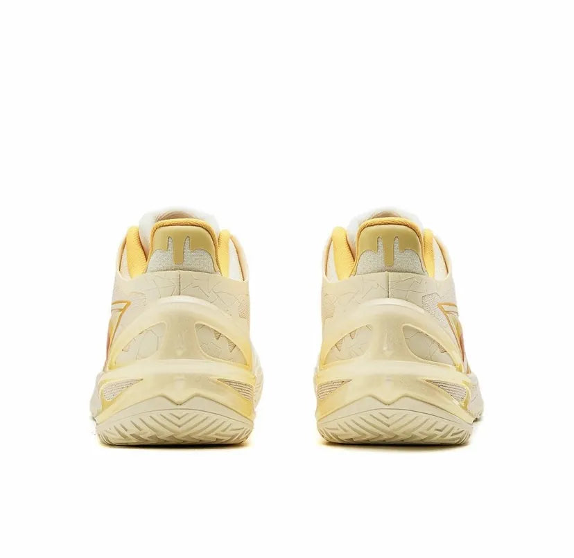 Li-Ning Liren 6 「半熟たまご」 バスケットボールシューズ